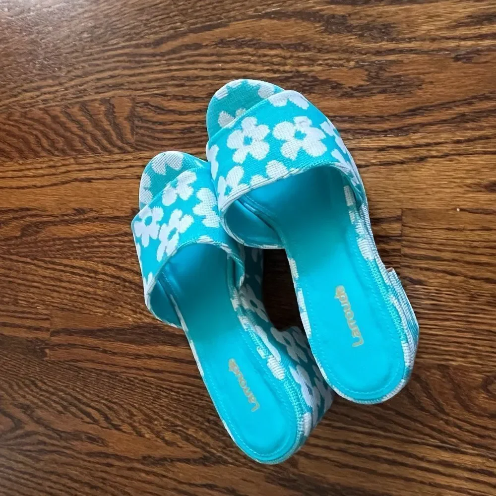 6.5 Larroude Women's Shoes LARROUDÉ Miso Platform Sandal, Acqua Floral Knit 🍬